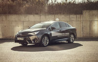 Test drive Toyota Avensis
