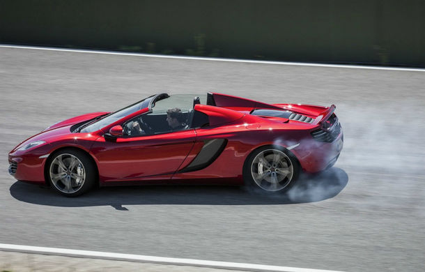 Neiman Marcus: 12 McLaren MP4-12C Spider vândute în două ore - Poza 2