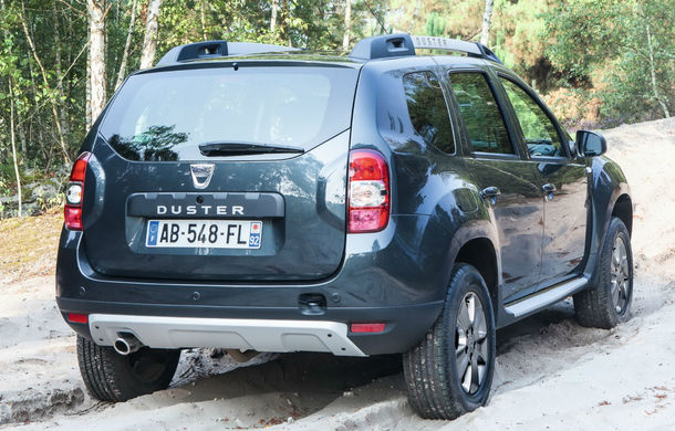 Vezi noua Dacia Duster facelift, imagini din interior