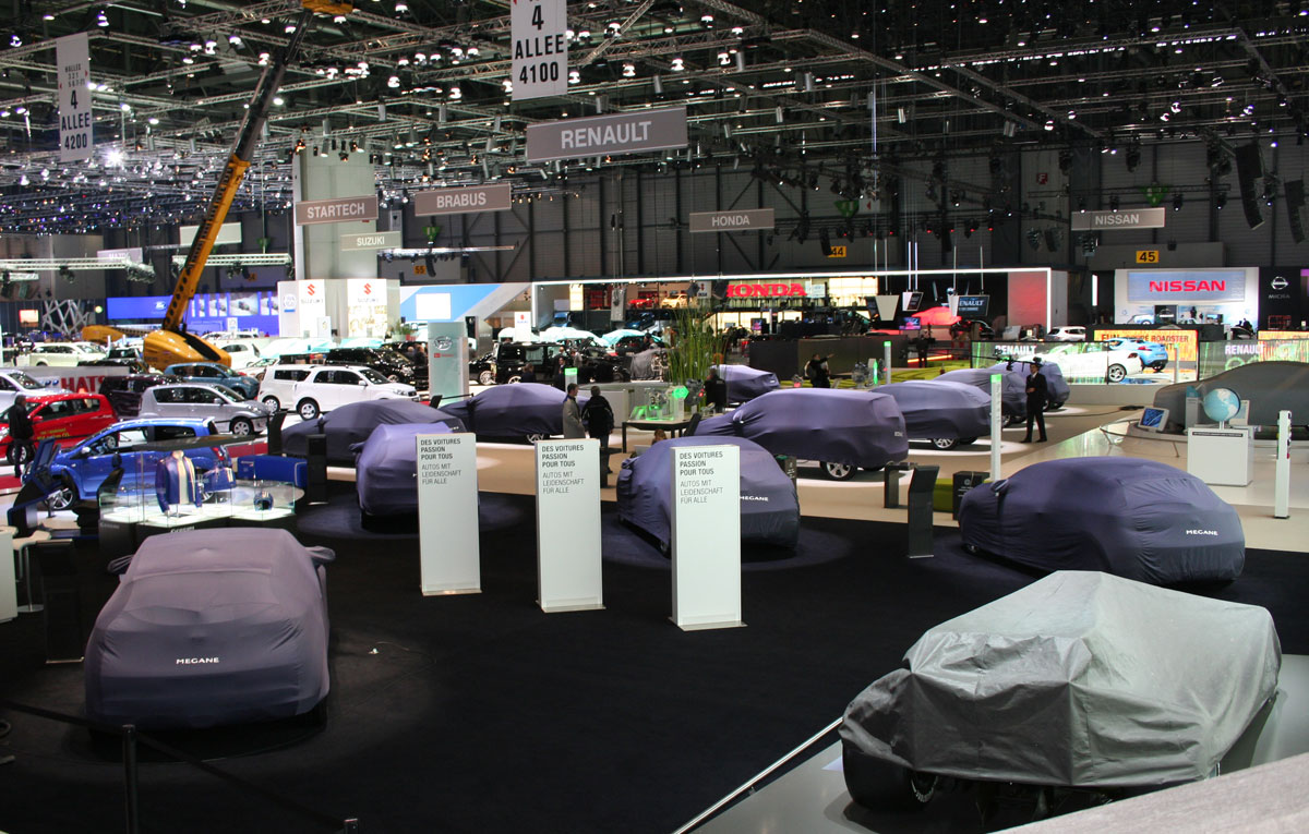 http://static.automarket.ro/img/db/article/028/698/981240l.jpg