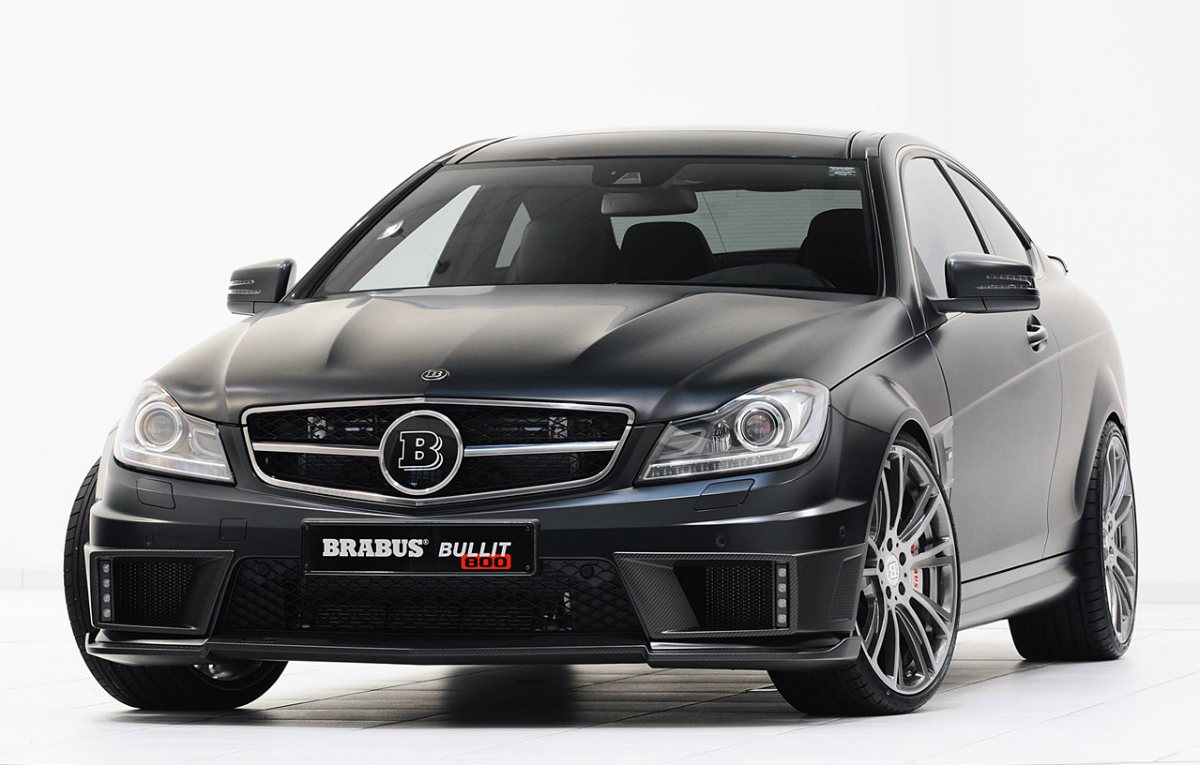 Brabus la Geneva: Contrast între AMG-urile de 800 CP şi modelele electrice