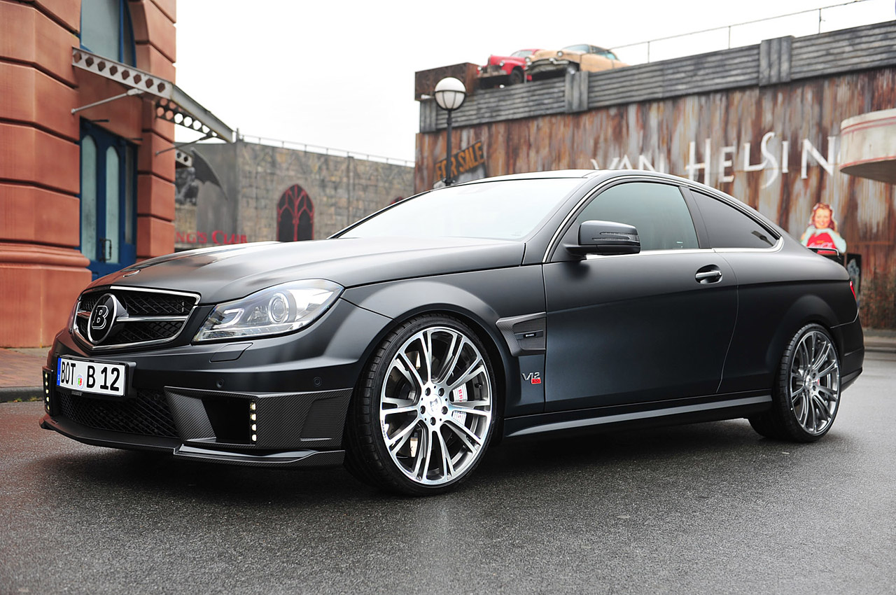 Brabus la Geneva: Contrast între AMG-urile de 800 CP şi modelele electrice