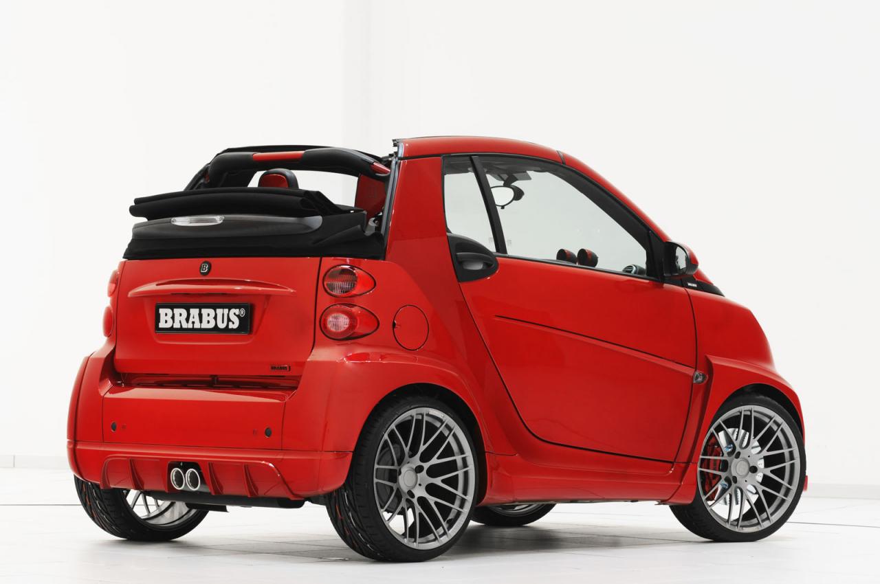 Brabus la Geneva: Contrast între AMG-urile de 800 CP şi modelele electrice