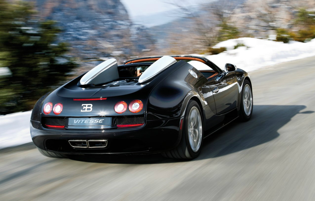 Bugatti Veyron Grand Sport Vitesse - cea mai rapidă decapotabilă din lume are 1200 de cai putere