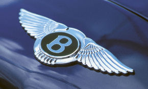 Bentley isi completeaza gama