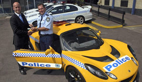 Lotus pentru politia australiana