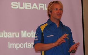 Petter Solberg inaugureaza noul showroom Subaru