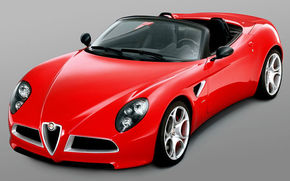 Alfa Romeo 8C Spider va exista in serie