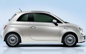 Deja 25.000 de comenzi pentru Fiat 500