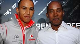 Lewis Hamilton isi renegociaza contractul