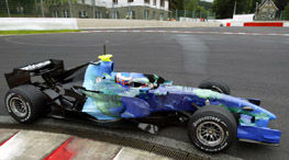 Button: "Se poate depasi in primul viraj la Nurburgring"
