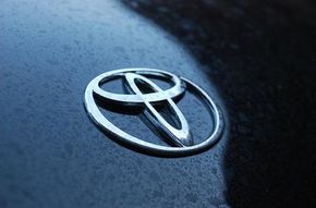 Toyota face motor diesel cu Isuzu