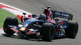 Vettel a testat monopostul dupa regulamentul din 2008
