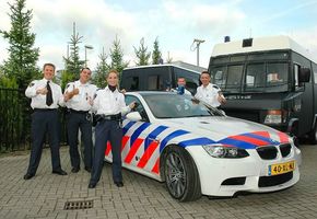 Politia olandeza s-a distrat cu un M3 Coupe