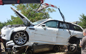 BMW M5 Touring, accident la 180 km/h