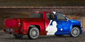 Chevrolet Silverado promoveaza baseball-ul