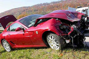 Seful Fiat si-a distrus Ferrari-ul de serviciu!