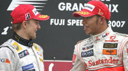 Button: "Lewis si Heikki se vor bate intre ei pentru victorii"