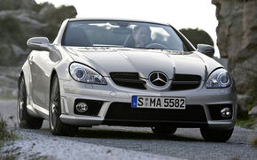 Oficial: Mercedes SLK 55 AMG facelift