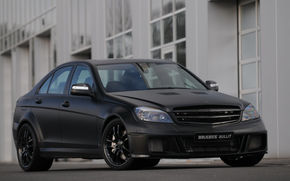 Geneva 2008: Brabus Bullit Black Arrow, 730 de cai