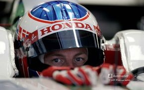 Button: "Brawn conduce Honda pe o directie buna"
