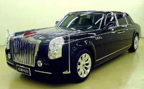 Chinezii copiaza Rolls Royce Phantom: Hongqi HQE