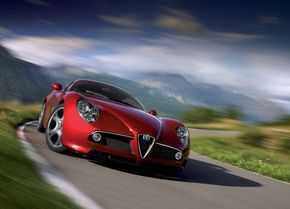 Alfa Romeo cauta parteneri in SUA