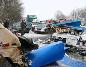 Accident cu 60 de masini in Austria