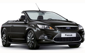 Negrul ramane la moda: Ford Focus CC Black Magic