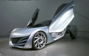 Mazda1 va fi dezvaluita la Salonul de la Paris