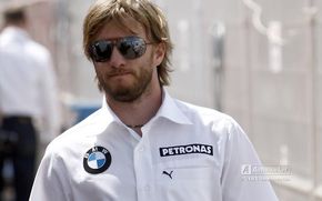 Heidfeld, ingrijorat de contra-performantele sale
