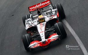 Monaco: Hamilton triumfa dupa o cursa nebuna!