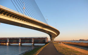 Podurile japoneze transforma vibratiile in energie