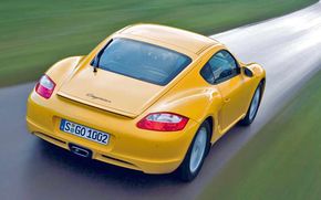 Magna Steyr va produce pentru Porsche