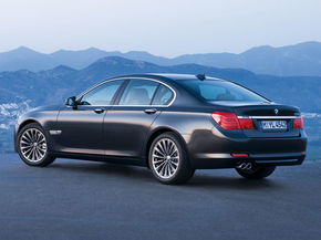 BMW anunta Seria 7 hibrid