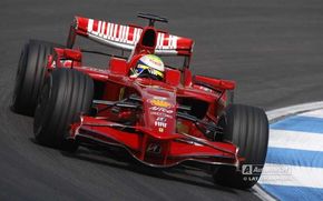 Massa: "Avem o masina foarte competitiva"