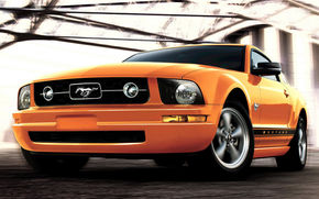 Iata noul Ford Mustang! Muscle-car la 45 de ani