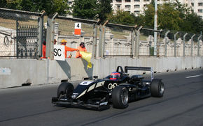 LIVE FOTO: Formula 3 Britanica, cursa 1
