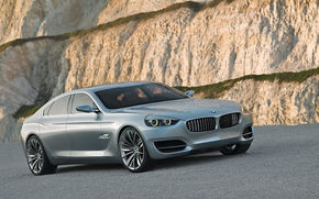 BMW: Divizia M dezvolta noul model Seria 8