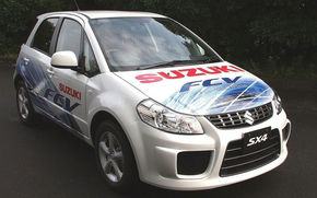 Suzuki va dezvalui la Paris conceptul SX4-FCV