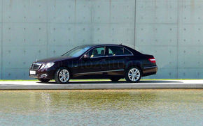 Iata prima imagine oficiala cu noul Mercedes E-Klasse
