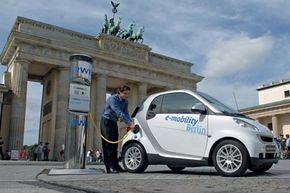 "Pompe" pentru masinile electrice in Berlin