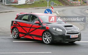 EXCLUSIV: Noul Mazda3 MPS, spionat la Nurburgring