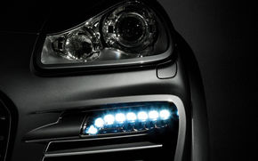 LED-uri Techart pe Porsche Cayenne