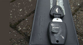 Aston Martin Vantage V8 are cheie de Volvo!