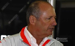 Dennis ar putea renunta la functia de sef la McLaren