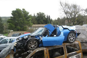 Tesla va analiza Roadster-ul accidentat in Franta