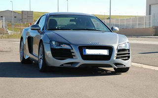 Copie fidela dupa Audi R8: 40.000 de euro