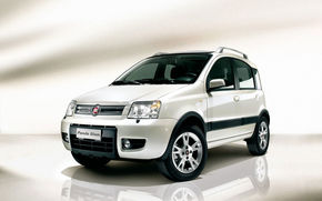 Fiat a pregatit inca o editie speciala: Panda 4x4 Glam