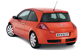Test drive Renault Megane 3 usi F1 Team (2004) - Poza 2